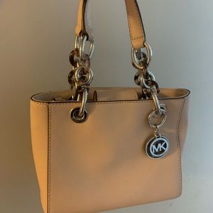 Michael Kors small handbag shoulder strap pink